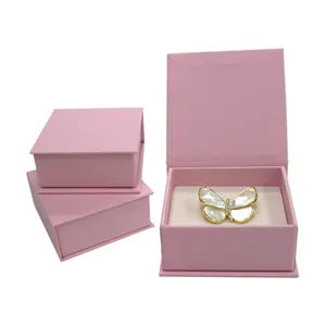 Low MOQ Caja Joyeria 8 * 8 * 3.6Cm Cardboard Paper Book Jewelry Box For Jewelry Packaging
