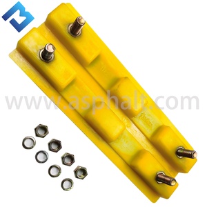 وسادة مسار عالية الجودة 260*120 مم لآلات تمهيد الأسفلت M2000/M1900/M1200، وسادة مشي بولي 2411111 لآلة تفريز الطرق - Product Image 3