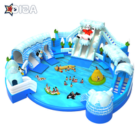 Parc aquatique gonflable haut de gamme avec piscine, toboggan aquatique gonflable bleu pour aire de jeux intérieure