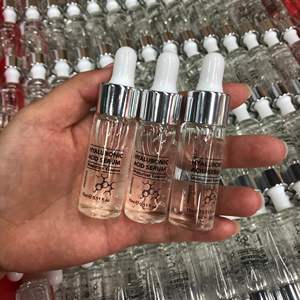 Private Label 15ml Hidratación y plenitud Volumen Rodillo para el cuidado <span class=keywords><strong>de</strong></span> los <span class=keywords><strong>labios</strong></span> Reemplazo <span class=keywords><strong>de</strong></span> relleno Lip Serum Roller Serum Oil - Product Image 1