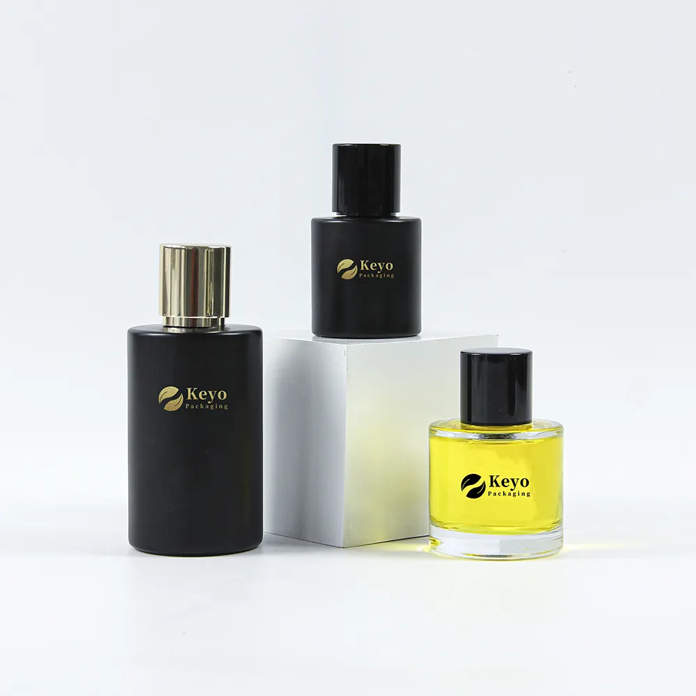 Luxo Perfume Garrafa Fabricação 30ml 50ml 100ml Matte Black Men Colônia Glass Spray Perfume Garrafa Com Magnet Black Cap