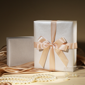 Papel de Regalo Blanco Puro Liso de 80g/m², Rollo de Papel de Regalo Impreso Perlado, Papel Decorativo para Regalos Navideños - Product Image 4