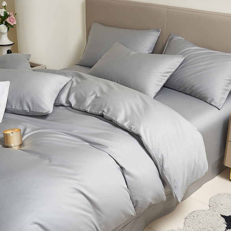 สีเทาอ่อน