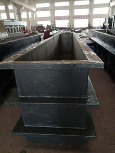 Tanque de Decapado Ácido de Acero al Carbono de 12 mm con Revestimiento Interior de PVC Suave de 6 mm y Exterior de FRP de 3 mm para Línea de Galvanoplastia - Product Image 3