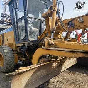 Niveleuse à moteur SEM919, niveleuse de taille moyenne, fabriquée aux États-Unis, machine entièrement importée, niveleuse robuste de 15 tonnes. - Product Image 5