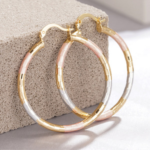 Orecchini a Cerchio Colorati per Donne, Minimalisti e Sottili, Gioielli alla Moda per Uso Quotidiano, Accessorio Statement - Product Image 5
