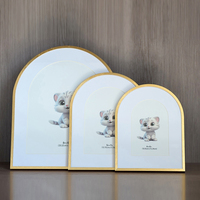 Marco de Fotos Artístico de Aluminio Fino en Forma de Arco de 10 mm, Resistente y Ligero, con Soporte de Pared para Exhibición de Obras de Arte