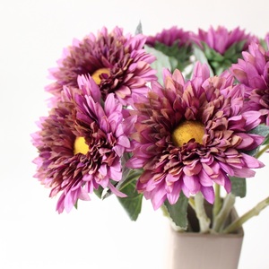 2026 Venta al por mayor de <span class=keywords><strong>flores</strong></span> artificiales populares, nuevo producto, girasol artificial de <span class=keywords><strong>mil</strong></span> capas para decoración de bodas y hogar - Product Image 6