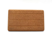 Brique de yoga triangulaire personnalisable avec logo, blocs de yoga en liège naturel antidérapants pour étirements, entraînement et équilibre