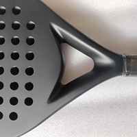 Fournisseur fiable, conception de logo personnalisée, raquette de padel en fibre de carbone 3k, prix direct d'usine, norme ISO9001, design exclusif