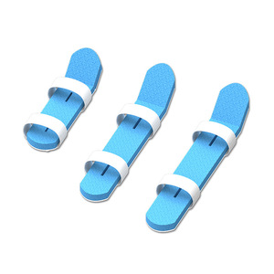 Attelle de doigt avec sangle Velcro réglable pour la protection et le soutien des articulations des doigts - Product Image 3