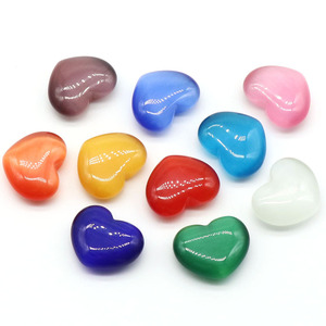 Gran Corazón Abombado de 30mm, Piedra Ojo de Gato Colorida en Forma de Corazón, Adorno de Piedra Pulida Suelta, Pieza para Manualidades, Accesorios DIY Color Caramelo - Product Image 4