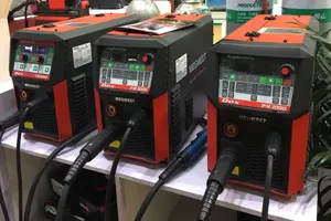 Brazo Robótico Colaborativo JAKA Zu7 de 6 Ejes con PLC y Carga Útil de 7 kg para MIG/MAG/ 1 Año de Garantía - Product Image 3