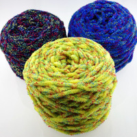 Vente en gros de fil de chenille de Noël brillant et brillant 175g DIY tricotage à la main 6mm gros fil de chenille pour couverture de sac