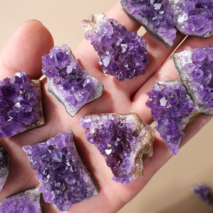 Mini Cluster di Ametista in Pietra di Cristallo Naturale con Energia Curativa all'Ingrosso per Decorazione di Casa e Giardino - Product Image 2
