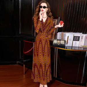 Vestido de Noche con Estampado, Manga Larga, Cuello en V, Cintura Ajustada y Volantes, Largo hasta la Rodilla, Personalizado de Fábrica FMY69428 para Damas - Product Image 1