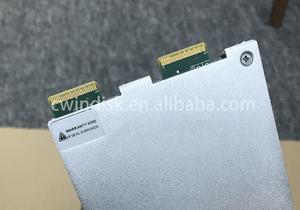 02352XBQ 02355FPL 02354XCV 02352SGL 02352XNS 02351VXH 02352XNS Disque SSD NVMe Palm Disk Unit (7 pouces) 7,68 To - Product Image 4