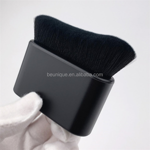 Commercio all'ingrosso personalizzato Logo moderno Make Up pennello per il trucco piatto grande Vegan corpo Shimmer autoabbronzante spazzole in polvere - Product Image 2