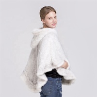 Großhandel Frauen Winter gestrickt Nerz Pelz Schal Cape Strick Nerz Pelz Poncho