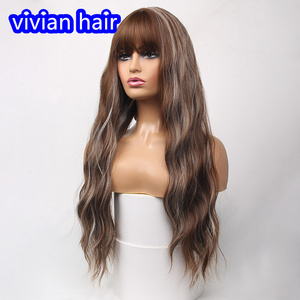 Pelucas onduladas largas Marrón destaca flequillo dorado cabello rizado <span class=keywords><strong>extra</strong></span> largo tejido fibra química 28 pulgadas Peluca ondulada del cuerpo sintético Diario - Product Image 2