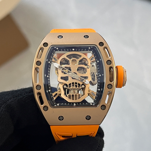 Montre mécanique haut de gamme avec un design squeletté unique et une texture tendance. - Product Image 6