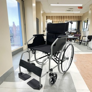 Silla Cómoda Médica Profesional Personalizable CA810, Silla de Ruedas Manual de la Mejor Calidad para Equipos de Rehabilitación Física - Product Image 4