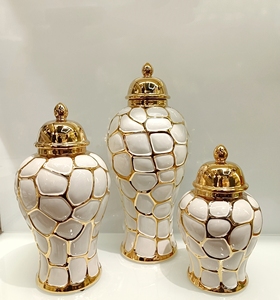 Jarrón de Cerámica con Diseño de Piña y Detalles Dorados, Juego de Jarrones de Templo, Jarrón Decorativo para el Hogar en Oferta - Product Image 2