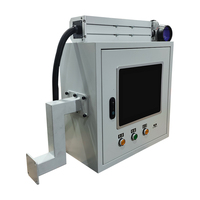 Machine de marquage laser à fibre intégrée pour ligne de production, sans support volant, montage direct pour le codage des bouteilles en plastique PET