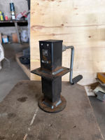 Nouveau CHENWEI 1500LB MINI Cric manuel pivotant à souder pour tube carré, pieds de support pliables pour levage et déplacement CE+ISO+TUV