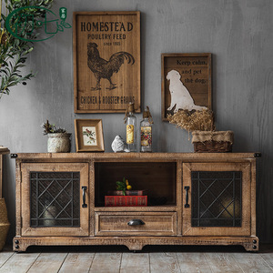 Mueble de TV de madera maciza estilo americano con puertas y cajones, mueble de almacenamiento retro industrial para sala de estar - Product Image 1