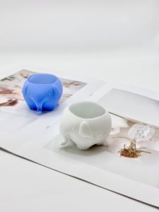 2026 New Arrivals Factory Wholesale <b>Mini</b> Portable Bluetooth Speakers for Outdoor Sports Pig and Elephant Cartoon Birthday Gift - Product Image 3
