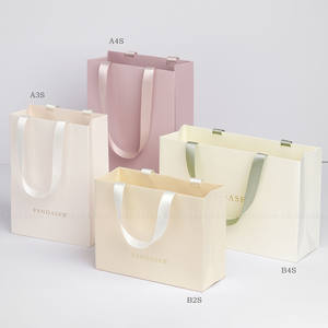 Pandasew biểu tượng tùy chỉnh in <span class=keywords><strong>Ribbon</strong></span> xử lý bao bì Tote túi quà tặng sang trọng giấy mua sắm túi - Product Image 4