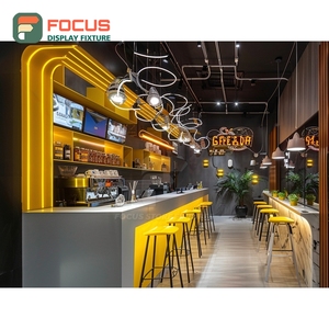 ตู้โชว์กาแฟแบบกำหนดเอง ผิวลามิเนตไม้ พร้อมพื้นที่จัดแสดงขวดไซรัป ตู้โชว์หน้าร้าน - Product Image 4