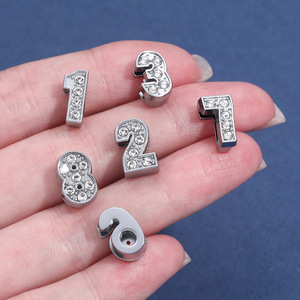 Abalorios de Letras de la A a la Z DIY con Cristales para Llaveros, Abalorios de Números del 0 al 9 de 8.5MM de Ancho con Pedrería para Cinturones y Cadenas de Teléfono Móvil DIY - Product Image 5