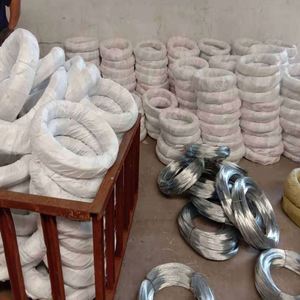Low-priced Hot-dip Galvanized <b>Iron</b> Wire in China with Diameters of 0.7 Mm, 0.8 Mm, 1.2 Mm, 1.6 Mm, 1.8 Mm, and 2 Mm. - Product Image 5