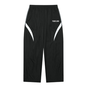 Survêtement unisexe Healy noir à blocs de couleur, fermeture éclair intégrale, col montant, design sportif avec poches latérales, matière polyester à séchage rapide - Product Image 4