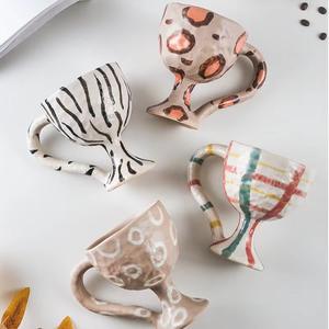 Verre à vin en céramique fait main, tasse à collation sculptée à la main, tasse à dessert rétro, tasse à glace, gobelet décoratif de niche Instagram - Product Image 2