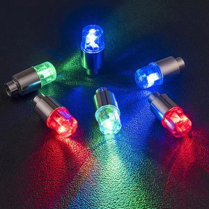 Lumières de valve automobile, lumières clignotantes colorées pour moyeux de roue, lumières de nuit pour pneus, lumières décoratives, capteurs de voiture, lumières d'ambiance - Product Image 2