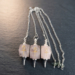 Péndulo de Cristal de Aventurina Amarilla Rectangular con Logotipo de Reiki Grabado, Cadena de Plata Hecha a Mano y Punta Puntiaguda - Product Image 6