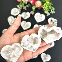 Nuevo Cristal de Cuarzo Natural de Alta Calidad, Racimo de Cristal de Cuarzo Transparente en Forma de Corazón para Decoración del Hogar