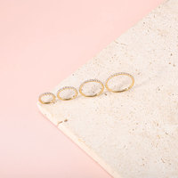 Aros de acero inoxidable 316L con circonitas cúbicas de una sola fila, sin costuras, con cierre a presión, de 6/8/10/12 mm, mini anillos para cartílago, nariz y oreja, para mujer, para perforaciones curativas.