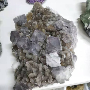 Commercio all'ingrosso di campioni di minerali grezzo naturale verde viola minerale di <span class=keywords><strong>fluorite</strong></span> di cristallo <span class=keywords><strong>pietra</strong></span> Grezza per la decorazione domestica - Product Image 5