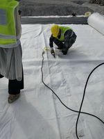 Géotextile non tissé multifonctionnel pour une filtration stable et la protection des réservoirs