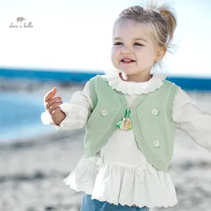 DB1248307戴夫贝拉儿童顶级春季时尚女婴白色纯棉户外可爱甜美舒适t恤