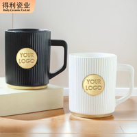 Fabricant de tasses en céramique personnalisé mat nordique tasses à café de luxe avec Logo tasse à café rayée joint en cuivre mat moderne
