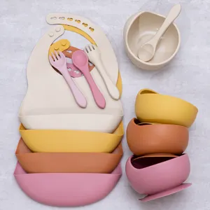 사용자 정의 방수 턱받이 실리콘 포크 스푼 귀 그릇 짚 컵 Bebe 아기 아이 식사 제품 아마존 새로운 먹이 세트