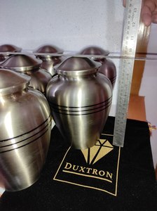 Brass Cremation Urns For Funeral Supplies Urns For Adult <b>Ashes</b> <b>Keepsake</b> Urns To Save Memory - Product Image 3