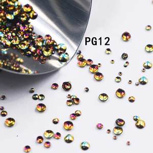 Paillettes en PET multicolores en gros pour la décoration des ongles, la création artisanale, les décorations de Noël - Product Image 2