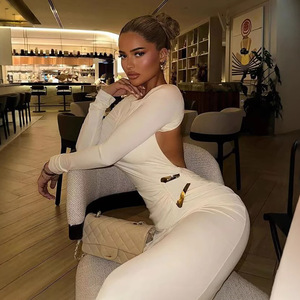 Robe sirène décontractée pour femme, style européen et américain, dos nu, ornée de métalliques, col rond, coupe ajustée, manches longues, pour banquets - Product Image 1