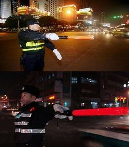 Verkeersveiligheid Beveiliging Controle <span class=keywords><strong>Baton</strong></span> Oplaadbare Hoge Felrode Led Knipperende Verkeer <span class=keywords><strong>Baton</strong></span> - Product Image 6